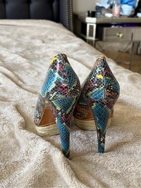 BCBGeneration Multicolor Snakeskin High Heels with Blue and Yellow Accents